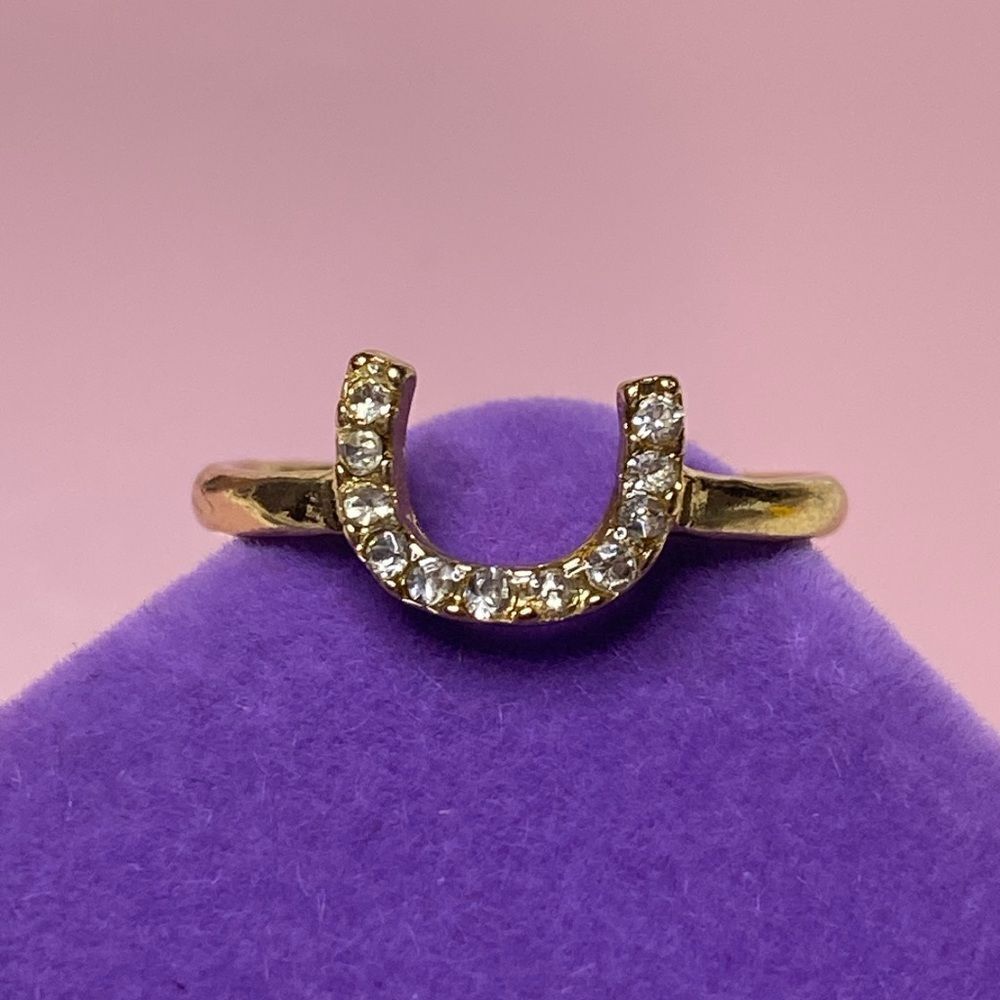 💛 Gold Plated Crystal Horseshoe Ring